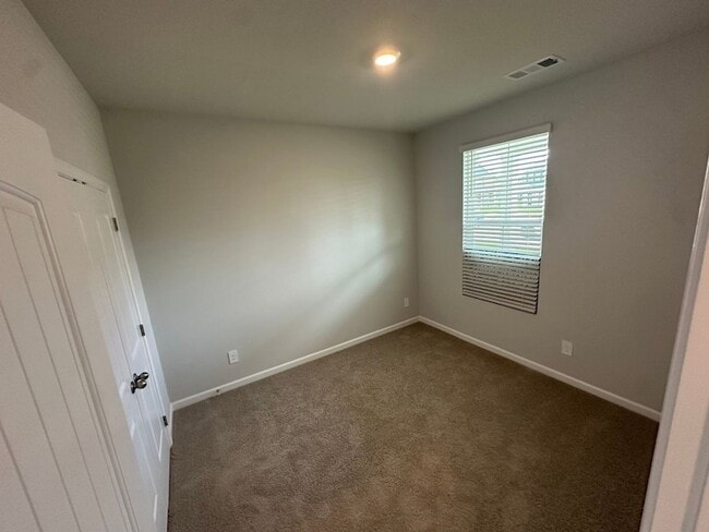 Photo - 812 Quinn Dr