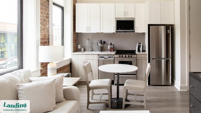 Photo - 425 20th St S Unit 206.579036