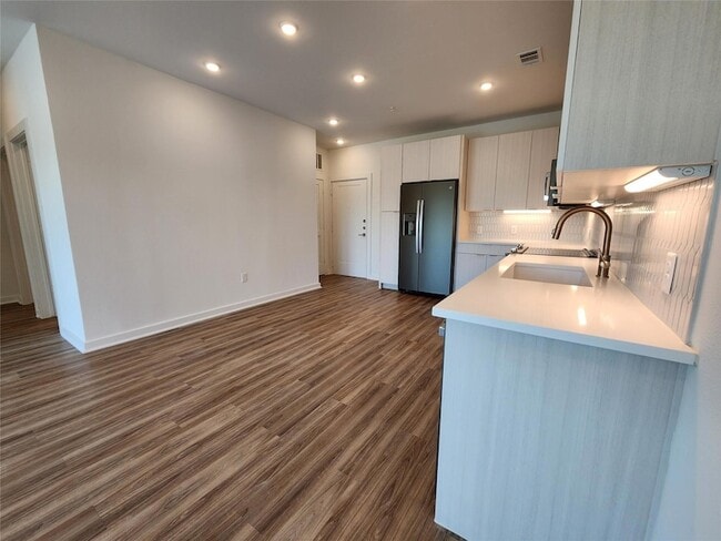 Photo - 4802 S Congress Ave Unit 208