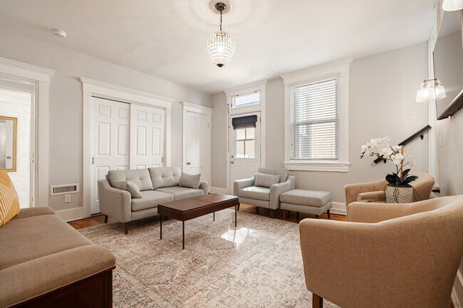 Photo - 2017 Elm St Unit ID1056145P