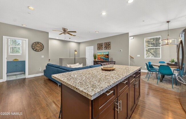 Photo - 2561 W Cripple Creek Dr