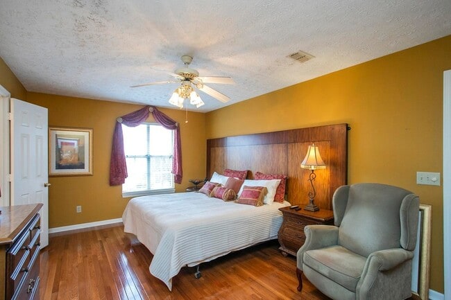 Photo - 1508 Clover Ct