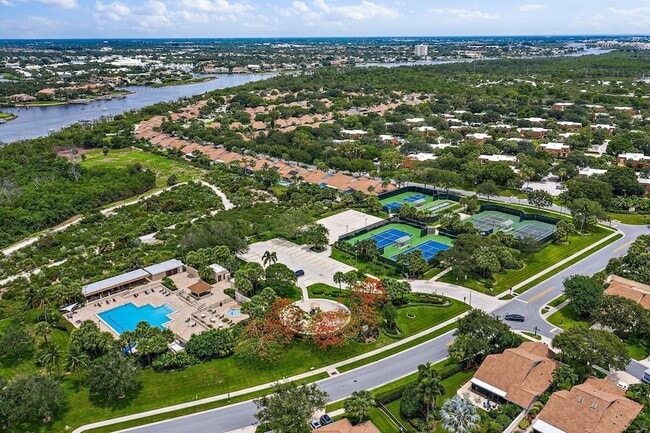 Photo - 3052 30th Ct