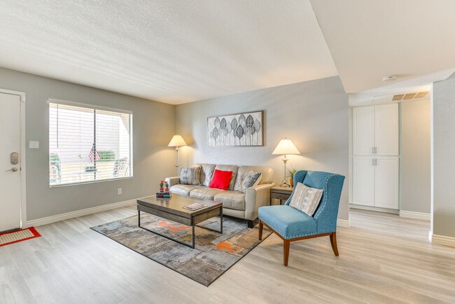 Building Photo - 5995 N 78th St Unit SI FL1-ID1545827P