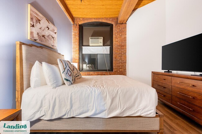 Photo - 45 Willow St Unit 424