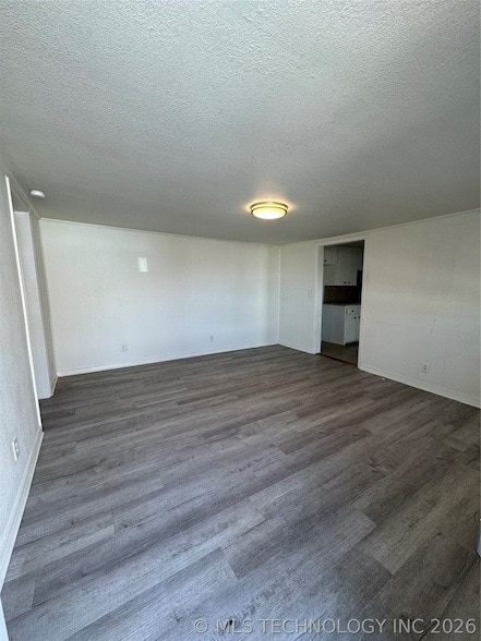 Photo - 102 S Hickory St