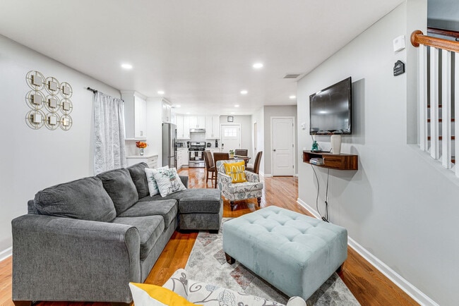 Building Photo - 51 Indian Ave Unit SI ID1546115P