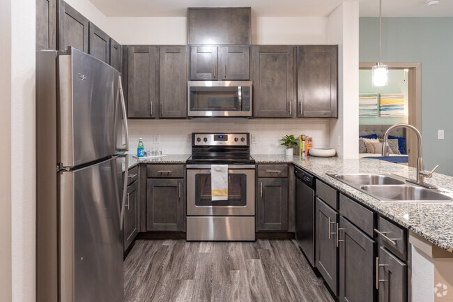 Photo - The Oaks at Baywood