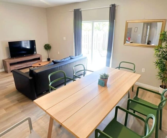 Building Photo - 171 NW 158th St Unit FL1-ID1022243P