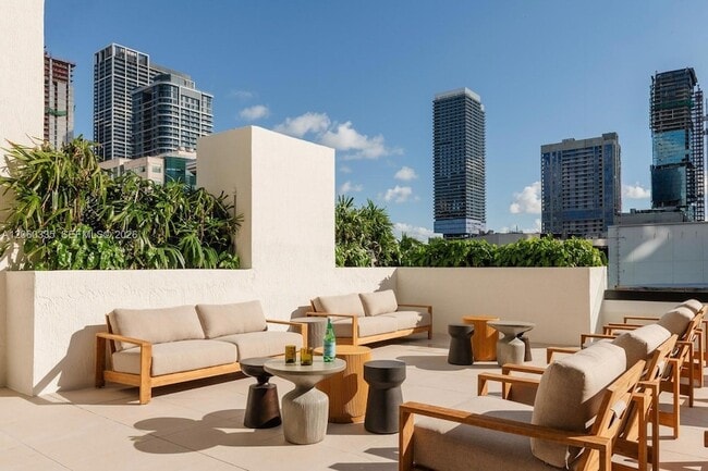 Photo - 225 N Miami Ave Unit 1810