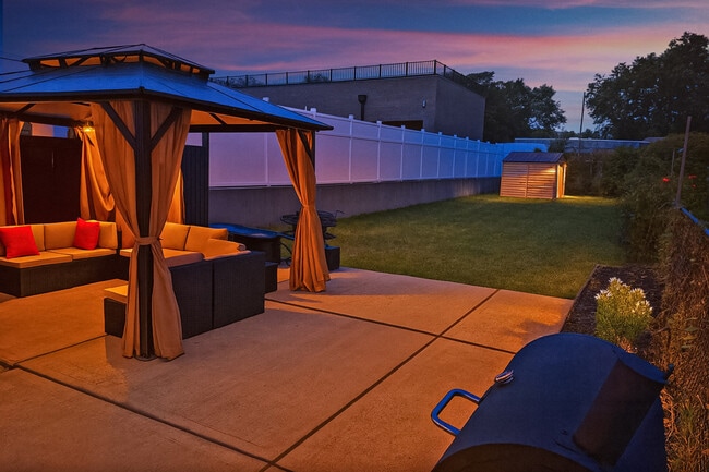 Photo - 529 Ave E Unit ID1282137P