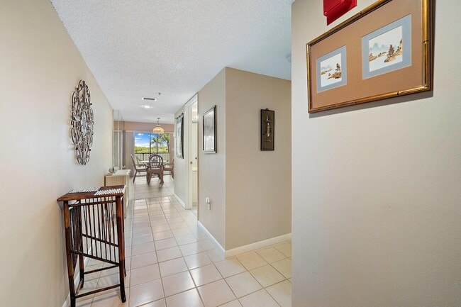 Photo - 275 Palm Ave Unit 203