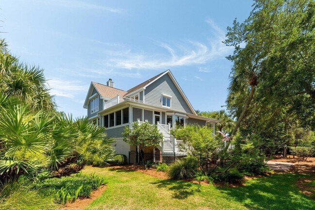 Photo - 16 Fairway Village Ln