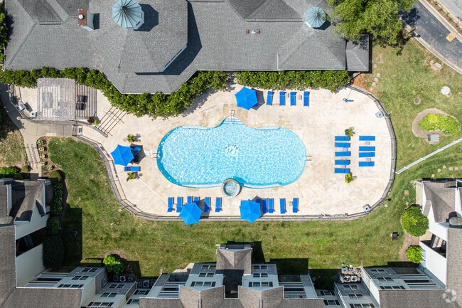 Pool - Bridle Creek Apartments