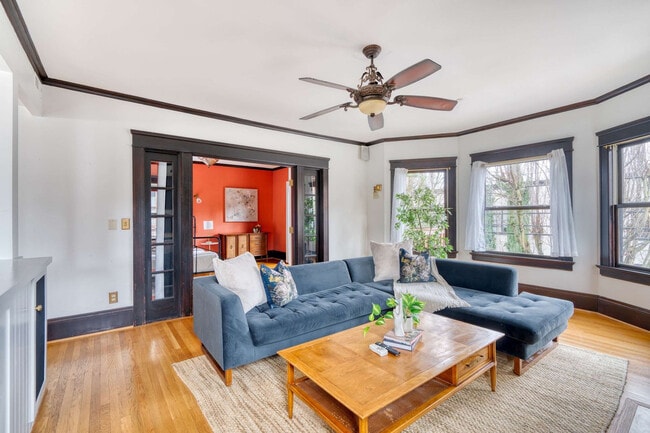 Photo - 2104 NW Everett St Unit ID1309885P