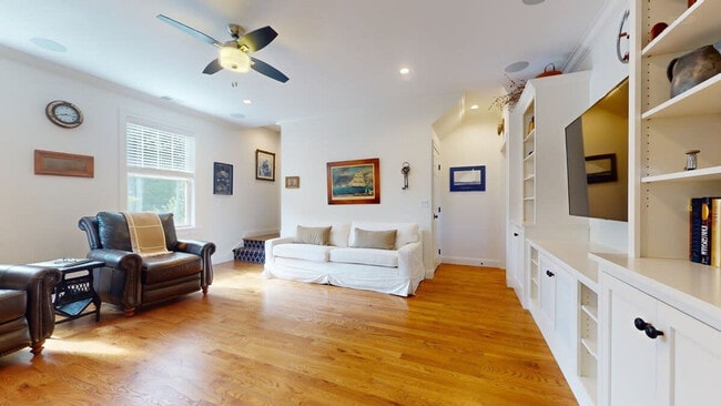 Photo - 63 N Shore Dr Unit SI ID1583703P