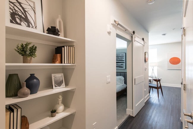 Photo - 601 E Pete Rose Wy Unit SI ID1475826P