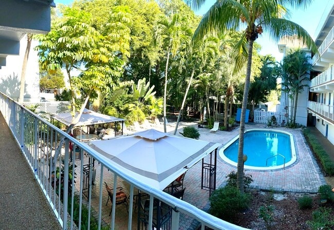 Photo - 1407 NE 56th St Unit 207