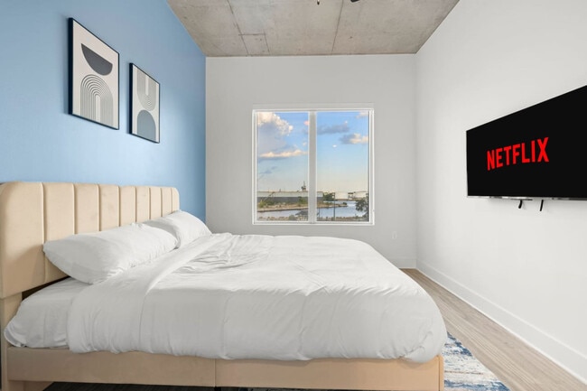 Photo - 605 N 12th St Unit ID1313961P