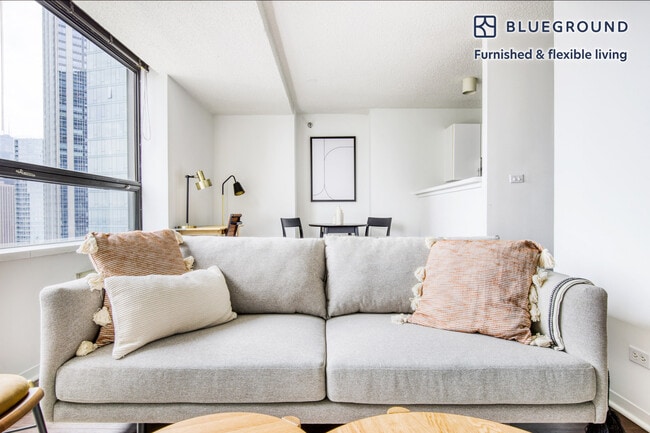 Photo - 445 E Ohio St Unit FL26-ID410