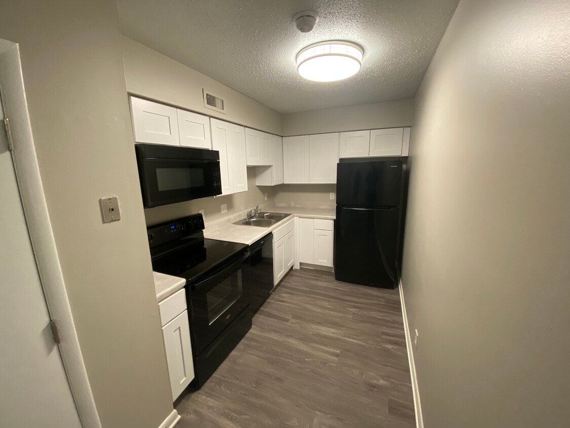 Floor Plan - Horseshoe