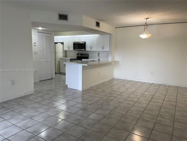 Photo - 8500 SW 212th St Unit 307