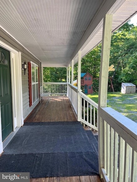 Photo - 671 Willow Ln