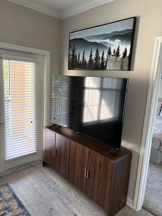 Photo - 10333 Research Forest Dr Unit SI ID1603665P