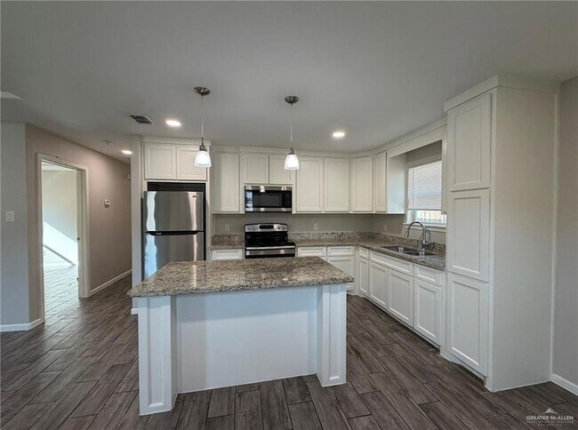 Photo - 1309 Alta Vista Dr Unit 4