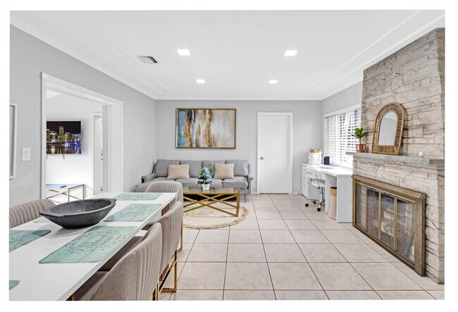 Photo - 425 NE 105th St Unit ID1439294P