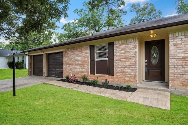 Building Photo - 3622 Dawnwood Dr