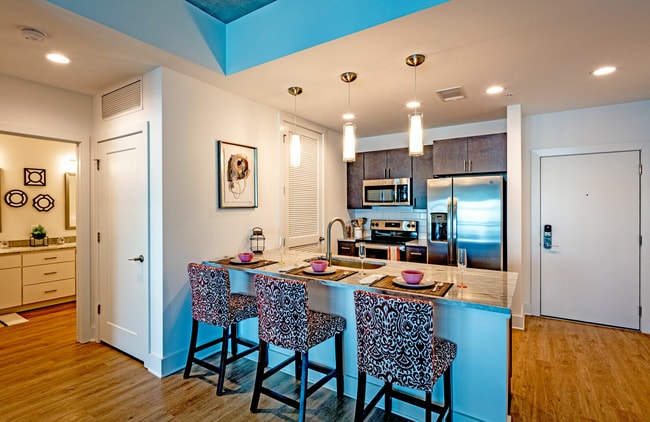 kitchen2.jpg - Millstream at Cascades