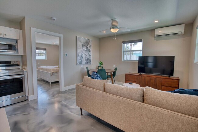 Photo - 126 Mango St Unit FL1-ID1226357P