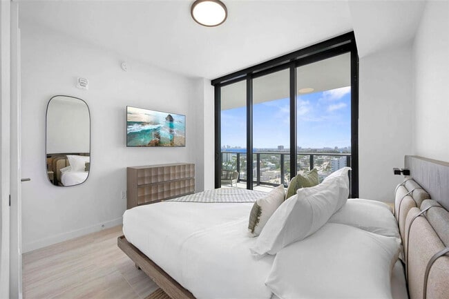 Photo - 7144 Byron Ave Unit ID1341336P