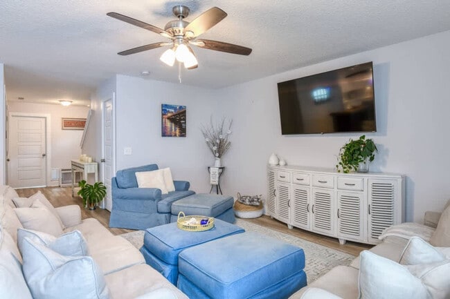 Photo - 109 Arpieka Ave Unit SI ID1578457P