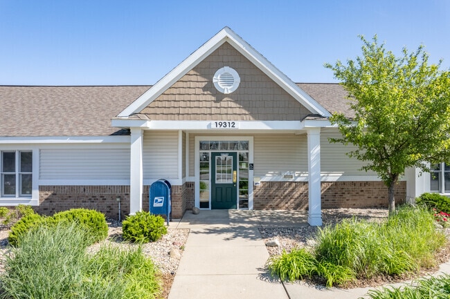 Office - West Hampton Park Apartment Homes