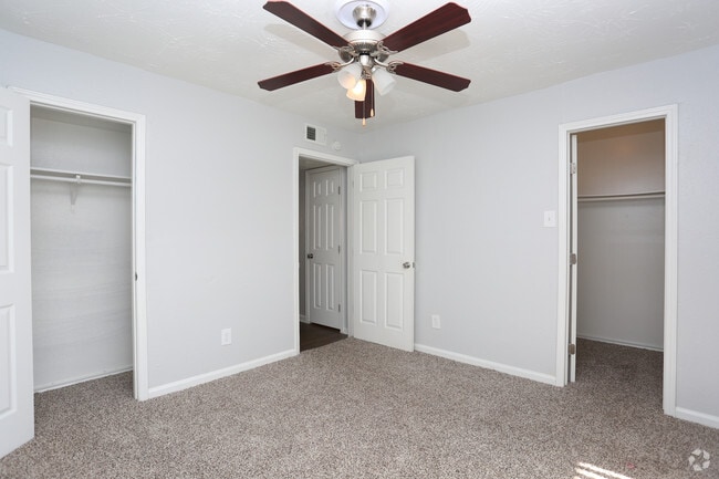 Photo - Rollingwood Apartments