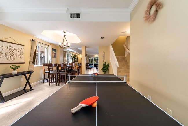 Photo - 1721 SW 23rd St Unit SI FL3-ID1475645P