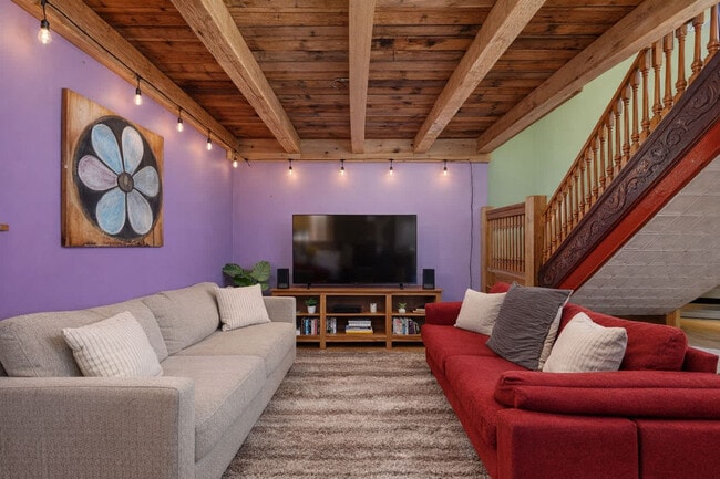 Building Photo - 316 Court St Unit SI ID1241760P