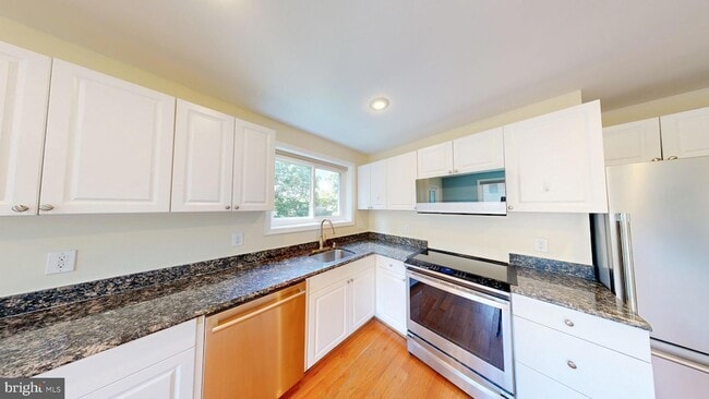 Photo - 2518 Harmon Rd