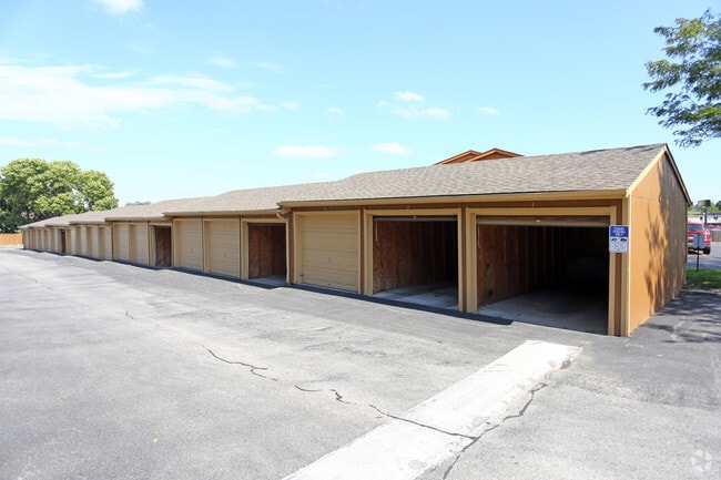 Resident Garages - Fox Ridge Apartments