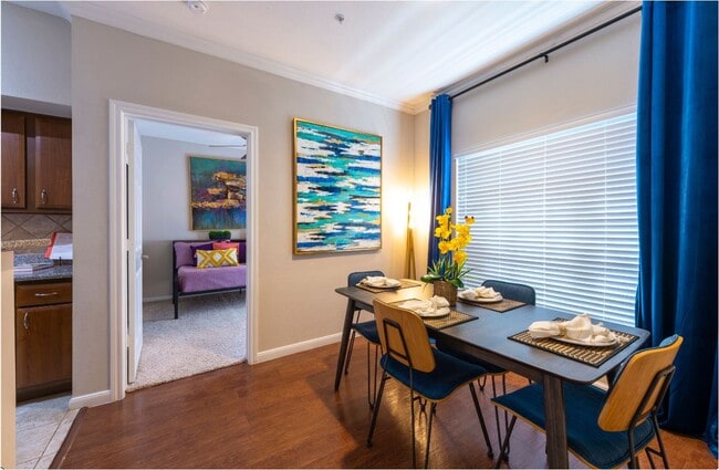 Midtown model dining room view to bdrm - Midtown Arbor Place