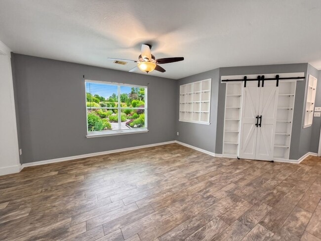 Photo - 8102 Sanders Glen Ln