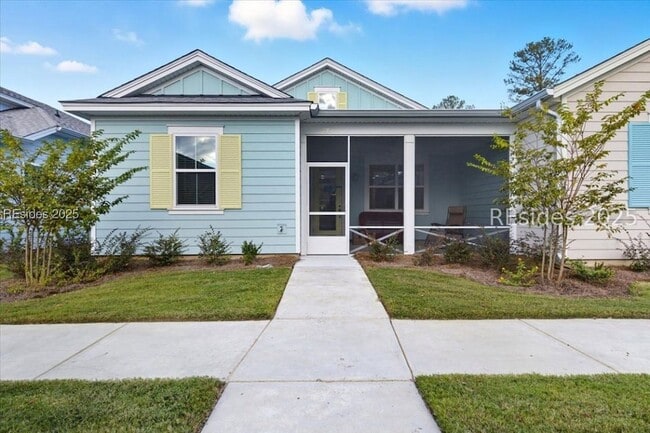 Photo - 215 Tropics Ave