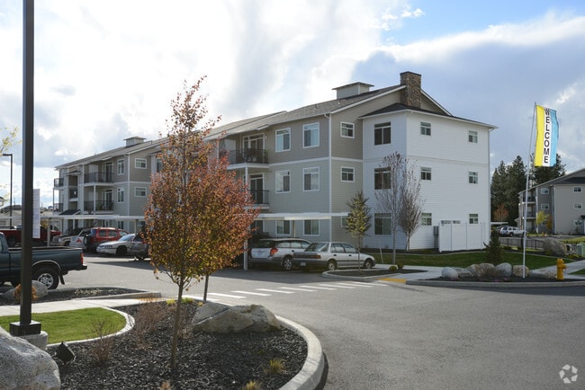Photo - The River House at the Trailhead