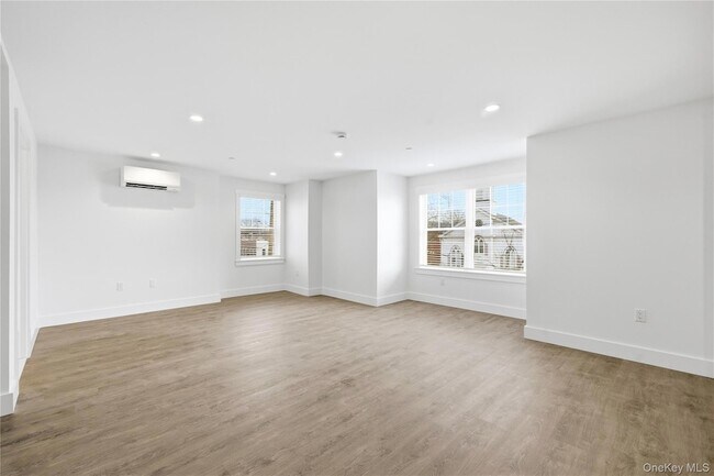 Photo - 180 Deer Park Ave Unit 301