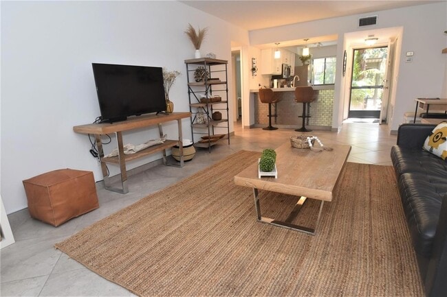 Photo - 1716 Glenhouse Dr Unit GL323