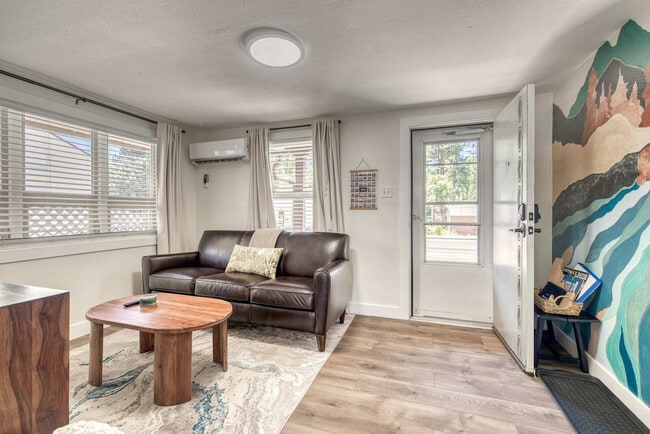 Photo - 2818 Rose Hill St Unit ID1324052P