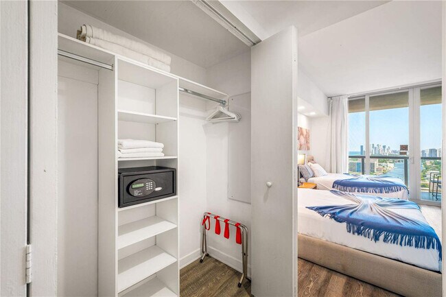 Photo - 2602 E Hallandale Beach Blvd Unit ID1227523P