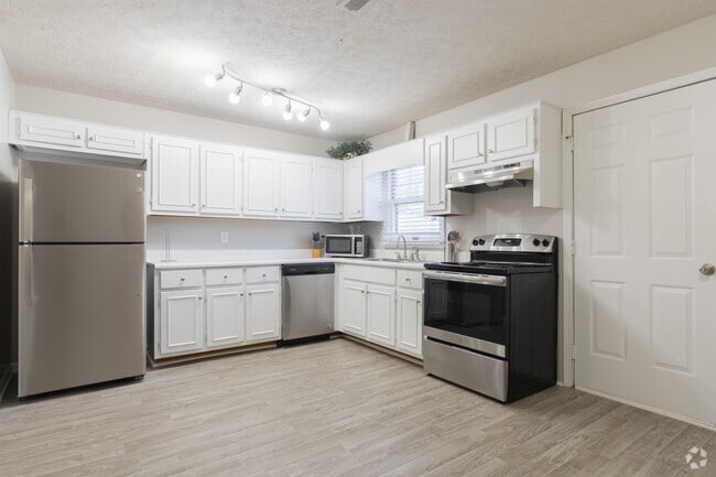 Interior Photo - Guest House